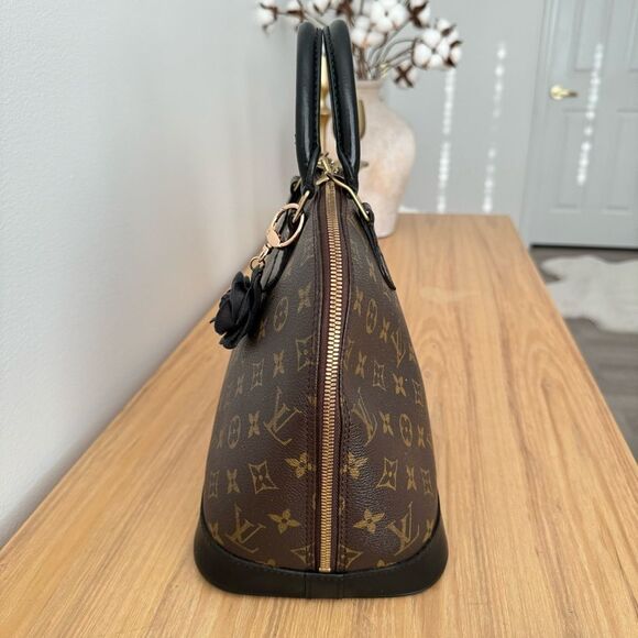 ✅AUTHENTIC✅LOUIS VUITTON ALMA PM - Picture 6 of 15